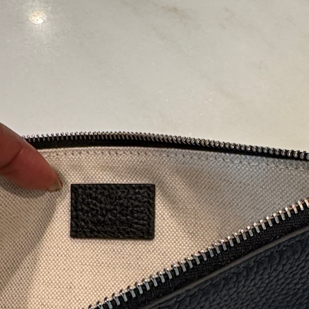 Gucci Black Logo Wristlet - Picture 2 of 3